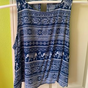patterned blouse/tank